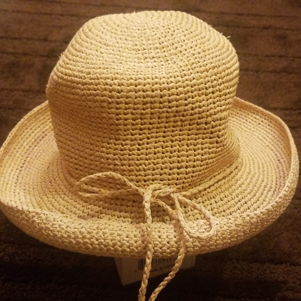 Scala Collention Crochet Hat W/Drawstring - image 2